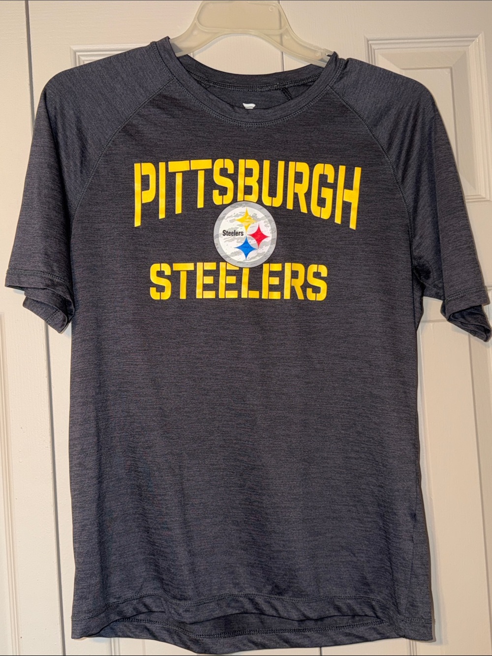 Fanantics NFL Pittsburgh Steelers Men's Gray Short Sleeve Shirt Medium